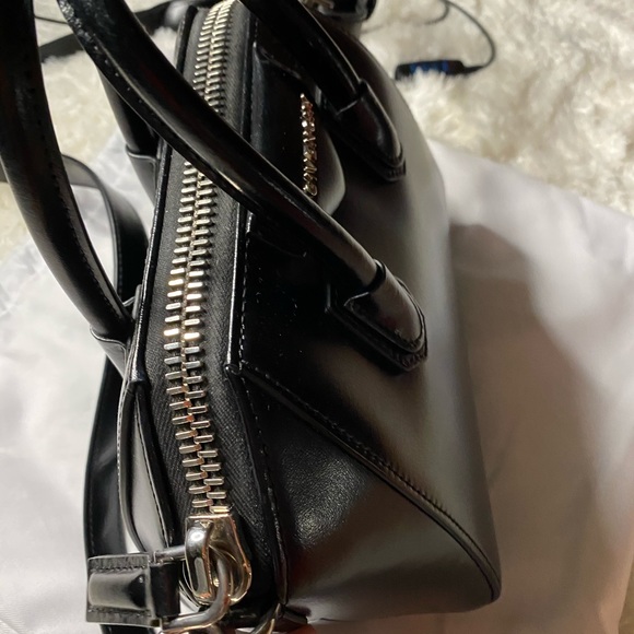 Handbag - Picture 2 of 7